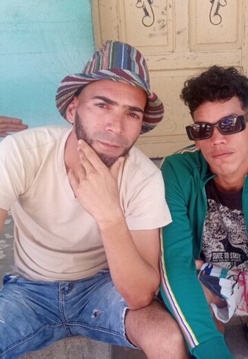 Armando (@armando418) — my photo № 4