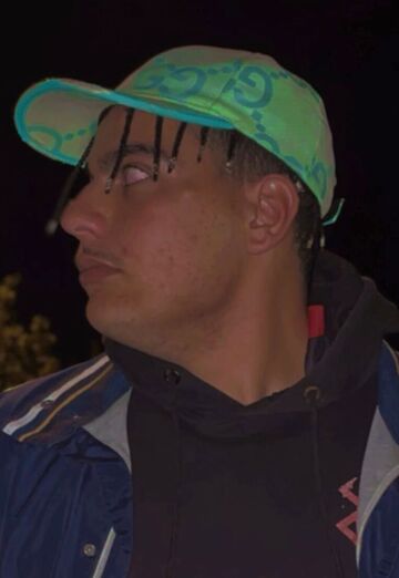 Zakaria (@zakariv212) — my photo № 1