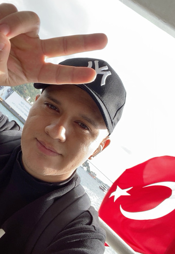 Alejandro (@alejandro1504) — my photo № 1