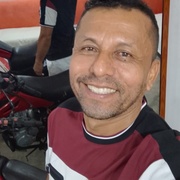 CESAR VILLAFUERTE 41 Guayaquil