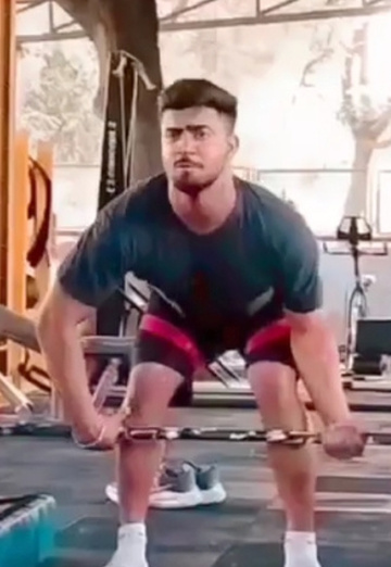 Mohit (@mohit413) — my photo № 2