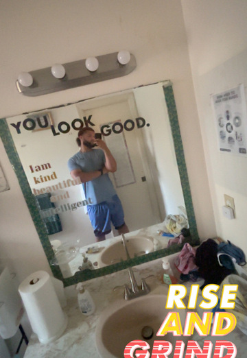 Milo (@milo216) — my photo № 3