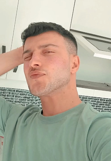 Mert (@mert1286) — my photo № 1