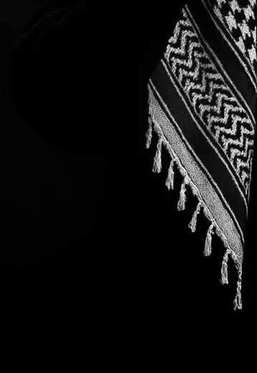 لل (@4e5btyacq9) — my photo № 1