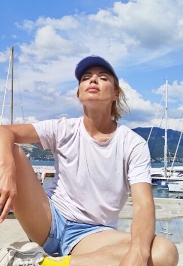 elena (@elena572245) — my photo № 1