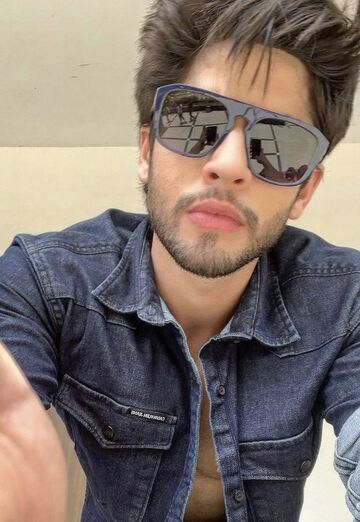 Zaid (@zaid422) — my photo № 1