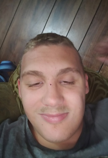 My photo - Kyle, 21 from New York (@kyle487)