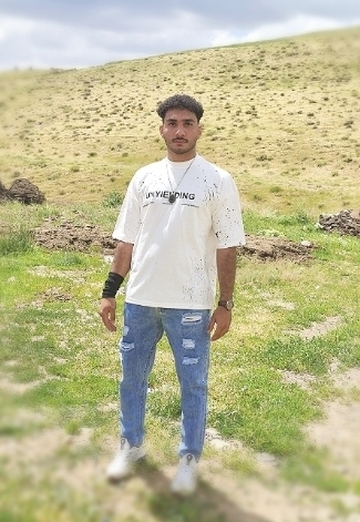 Alireza (@alireza215) — my photo № 3