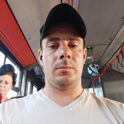 Razvan Razvan 37 Бухарест