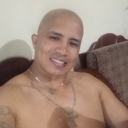 Alejandro 42 Medellín