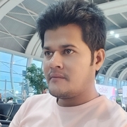 Zara Ahmad 31 Mumbai