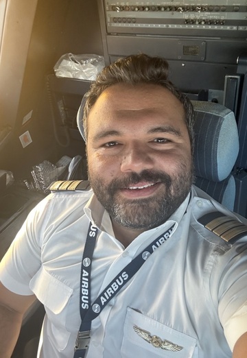 Mourad (@mourad309) — my photo № 1