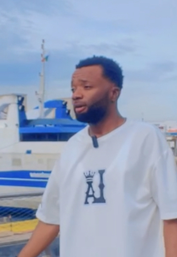 Happy (@happy979) — my photo № 1