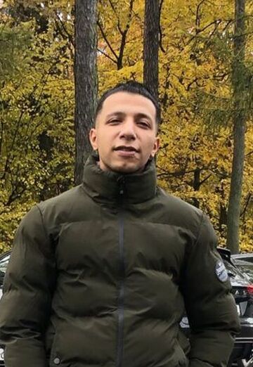 Hassan (@hassan1550) — my photo № 3