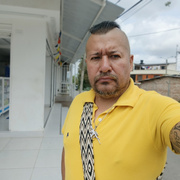 alejandro 44 Cali
