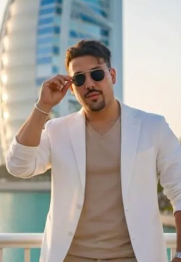 Adrian (@adrian2274) — my photo № 3