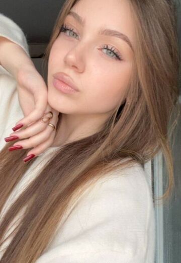 milana (@mldzee) — my photo № 1