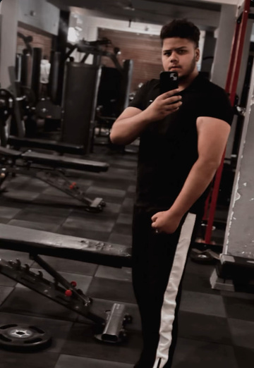 Krish (@krish399) — my photo № 1