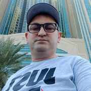 Ali kırmızı 50 Kuwait City