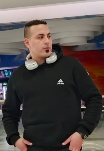 ali (@ali85718) — my photo № 7